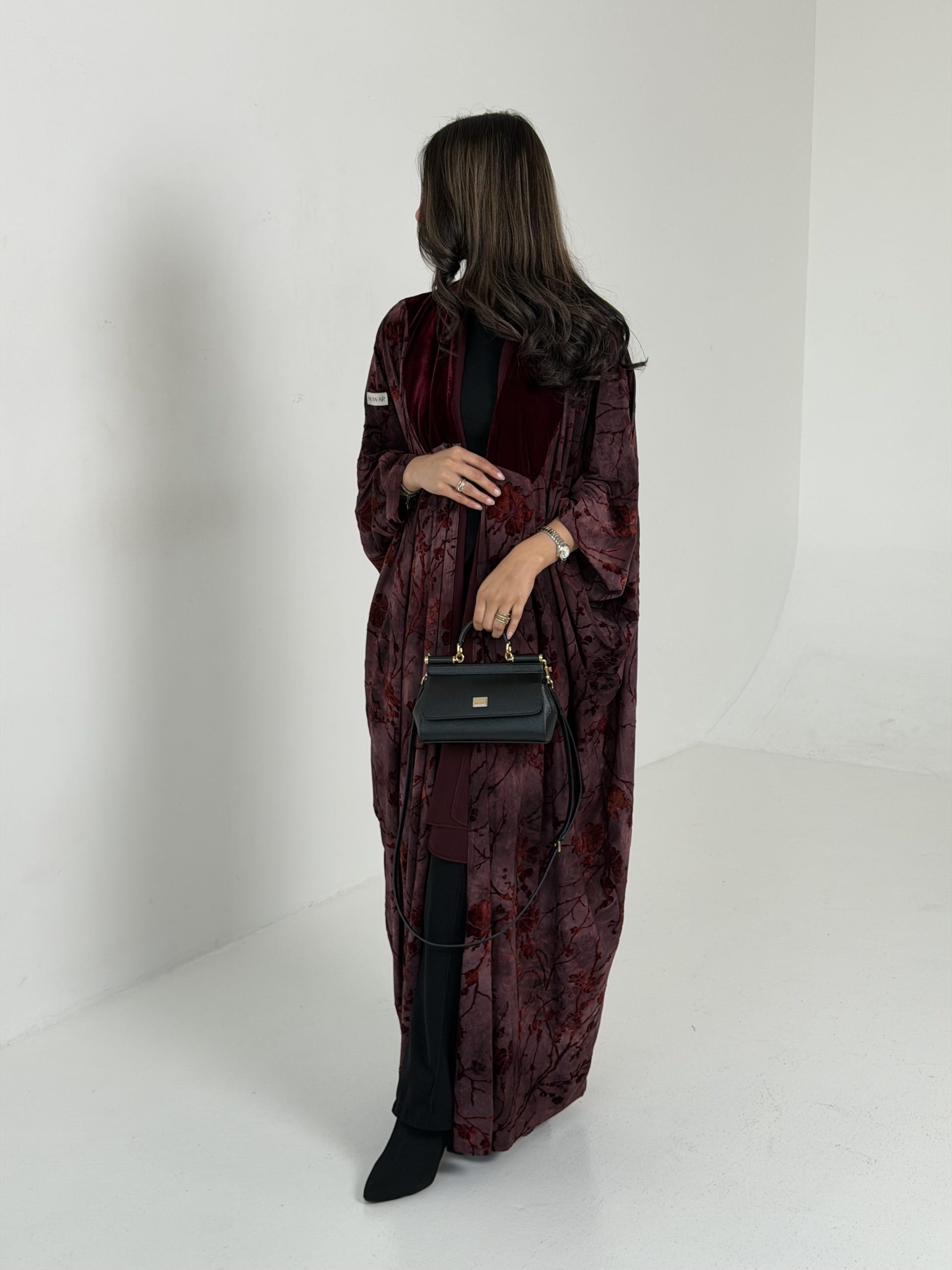 burgundy bloom - الصورة 7