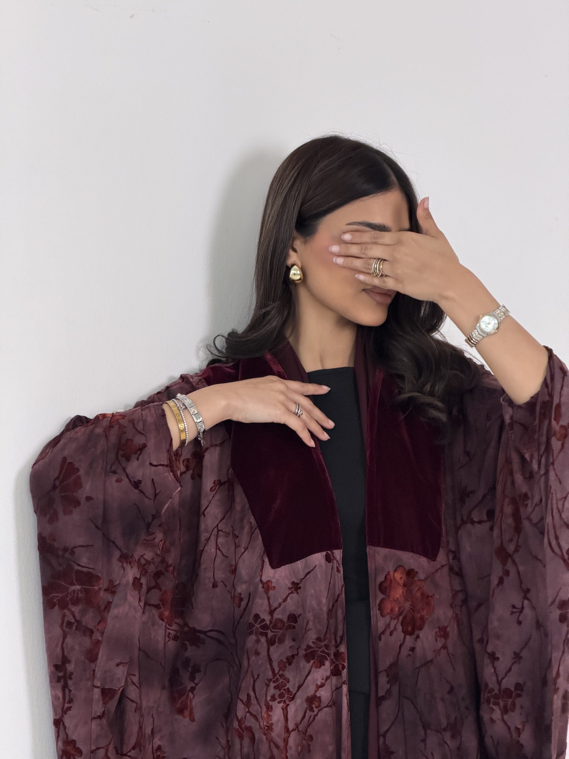 burgundy bloom - الصورة 5