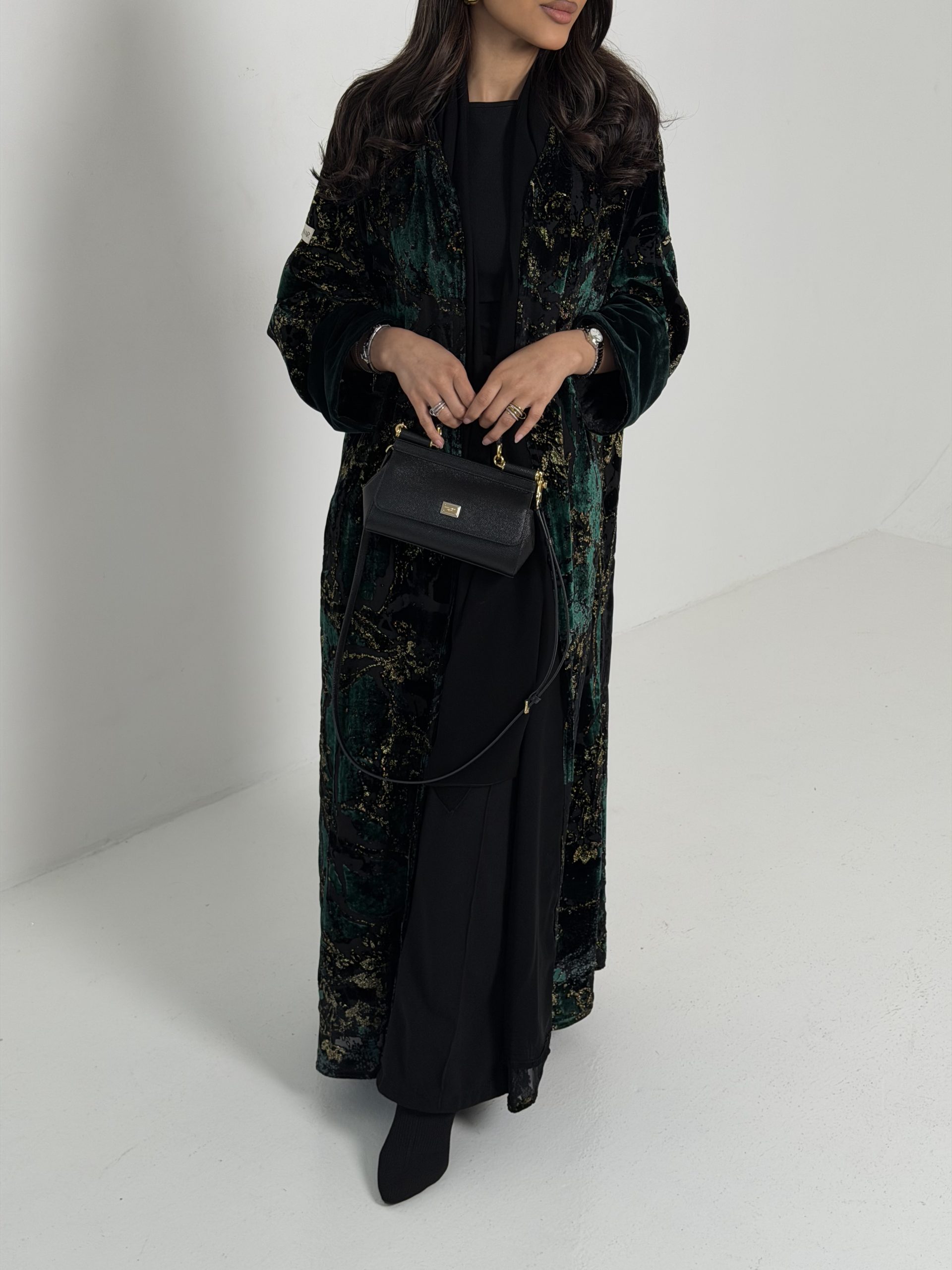 splashes of green&gold - الصورة 5