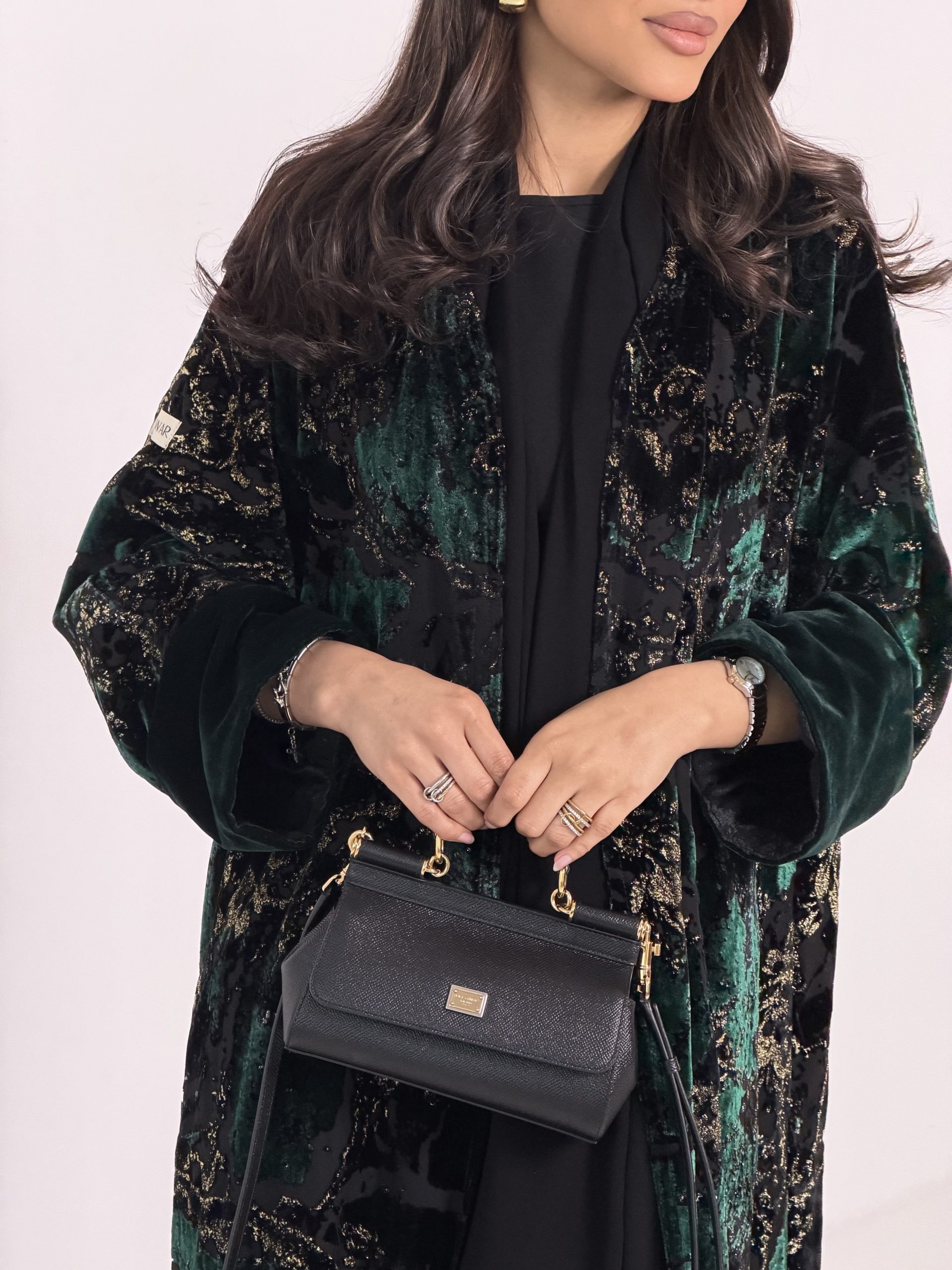 splashes of green&gold - الصورة 6