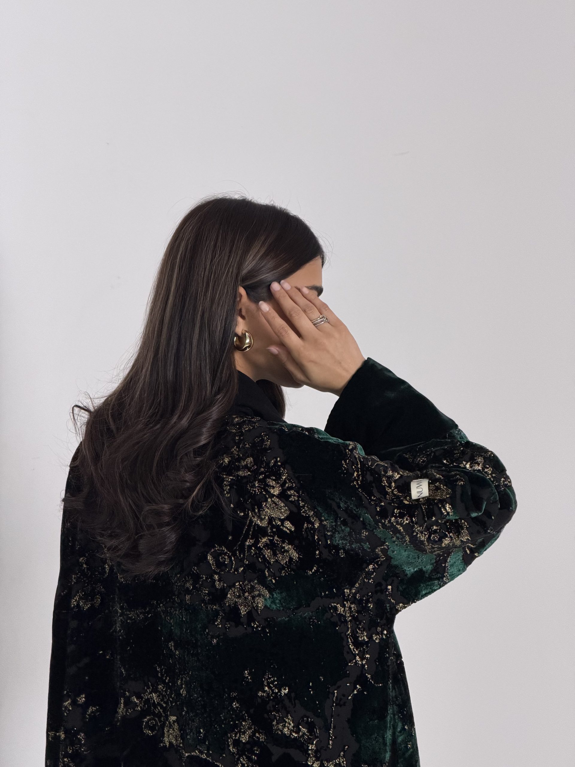 splashes of green&gold - الصورة 3