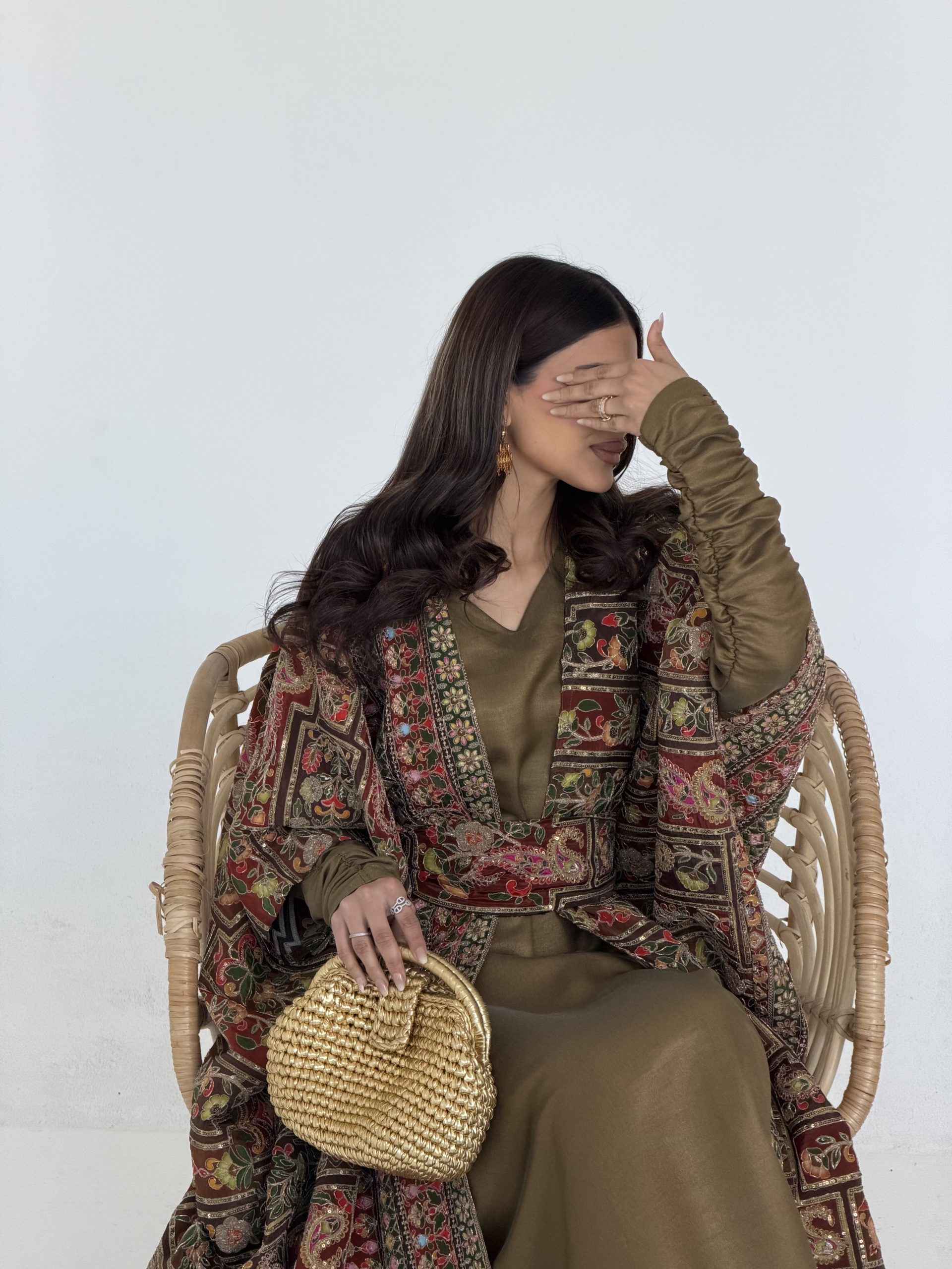 Ruched in brown - الصورة 7