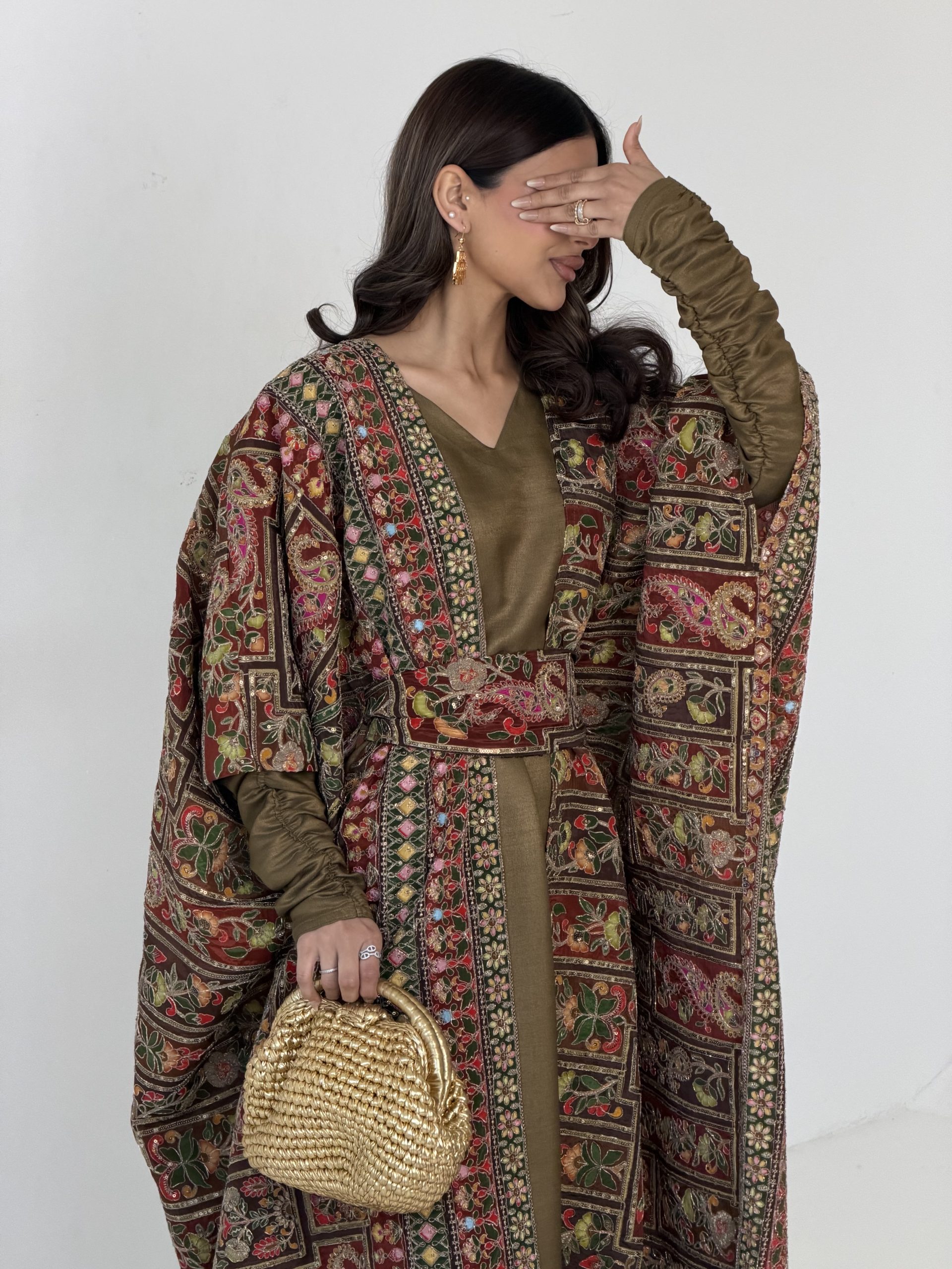 Ruched in brown - الصورة 8