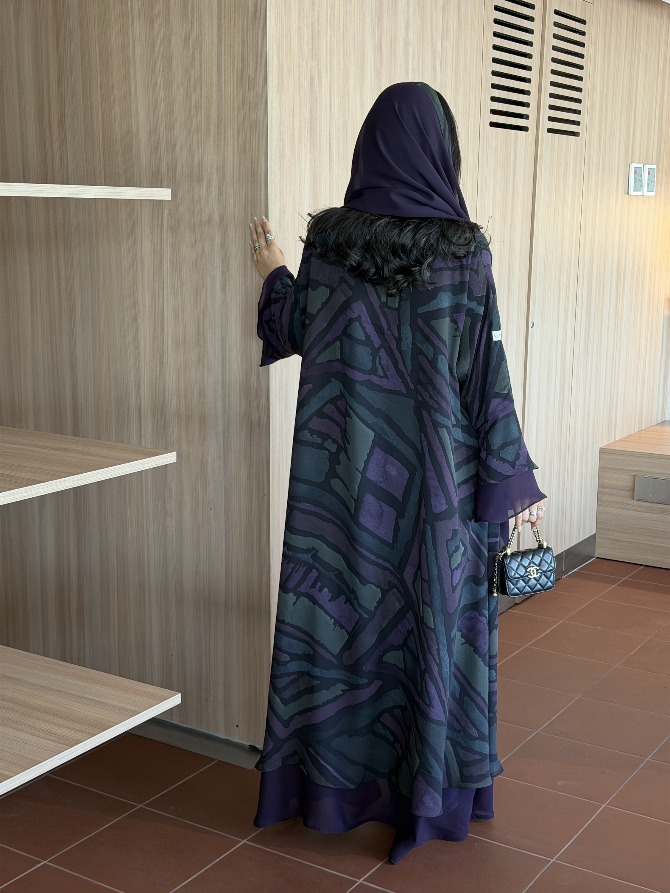 Midnight mauve - الصورة 3
